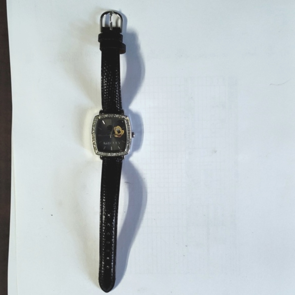 Mickey Mouse Disney watch - Picture 3 of 8